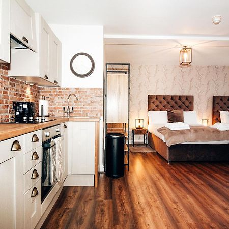 Ricky Road Guest House - Premium วัตฟอร์ด ภายนอก รูปภาพ