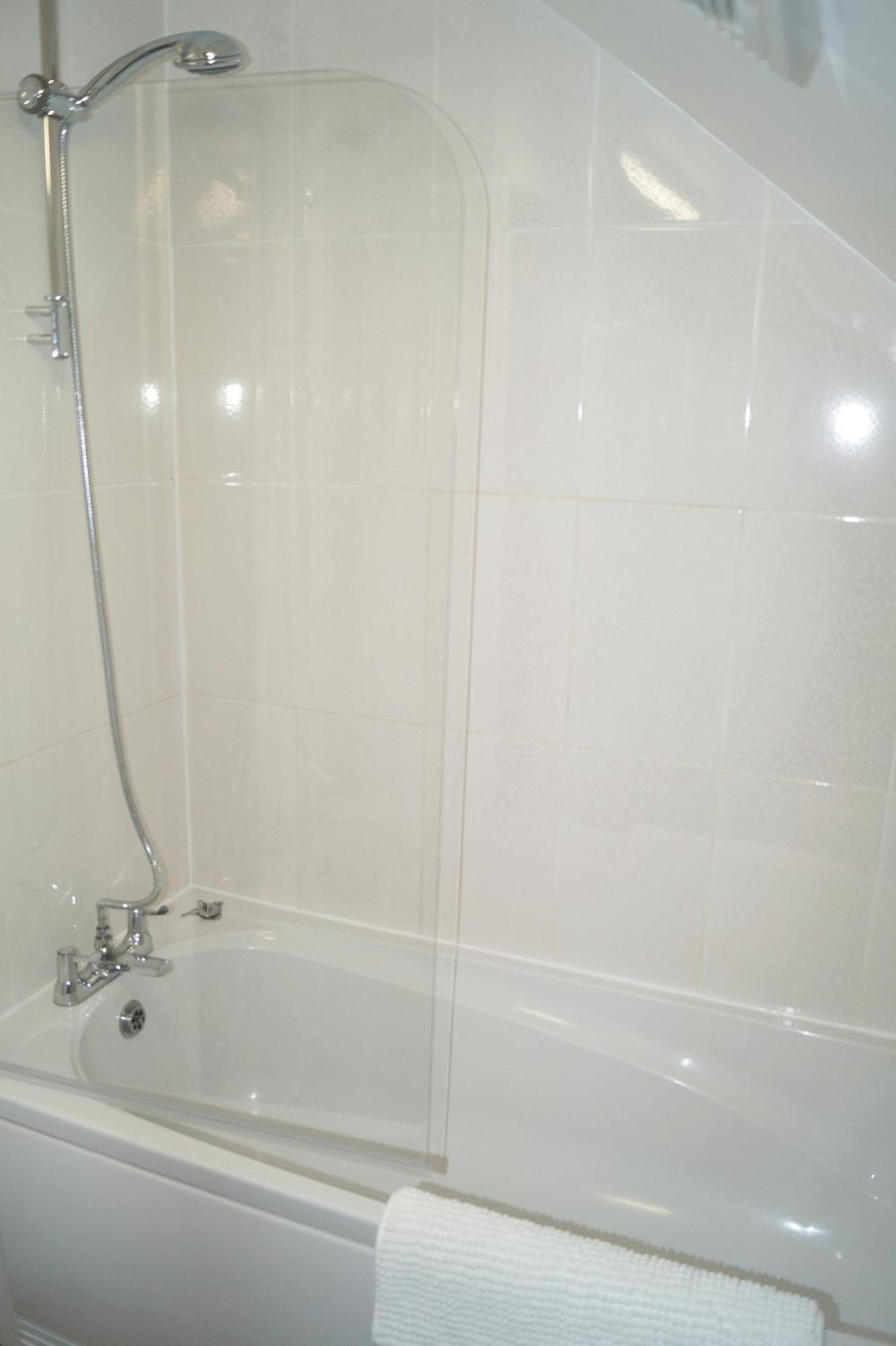 Ricky Road Guest House - Premium วัตฟอร์ด ห้อง รูปภาพ