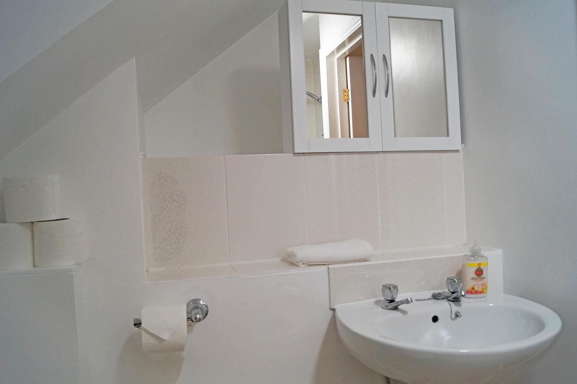 Ricky Road Guest House - Premium วัตฟอร์ด ห้อง รูปภาพ