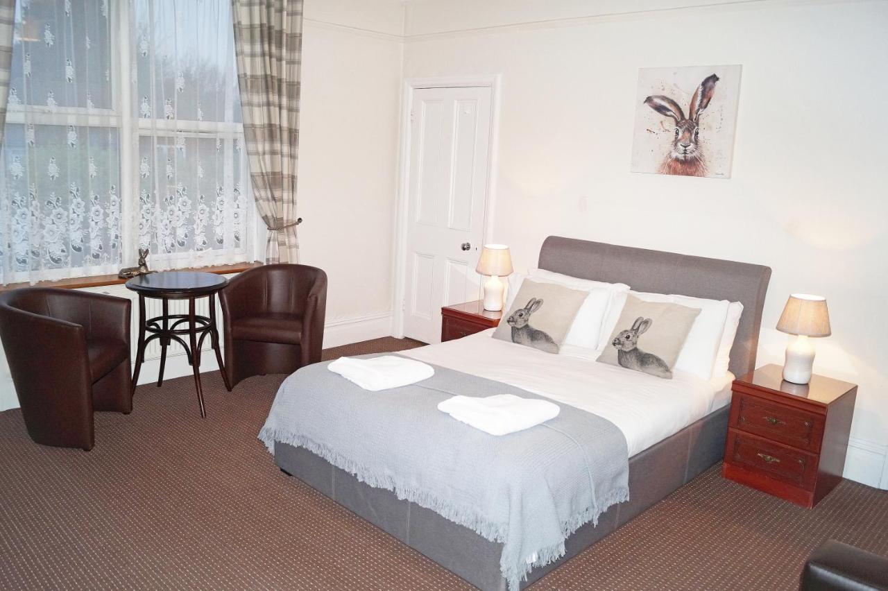 Ricky Road Guest House - Premium วัตฟอร์ด ภายนอก รูปภาพ
